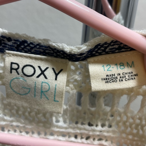 Roxy, Knitted Cover Up, Infant Size 12-18 months, Used, Great Condition - Picture 3 of 4